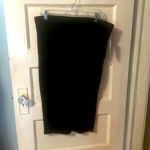 Bar III Black midi bodycon stretch skirt